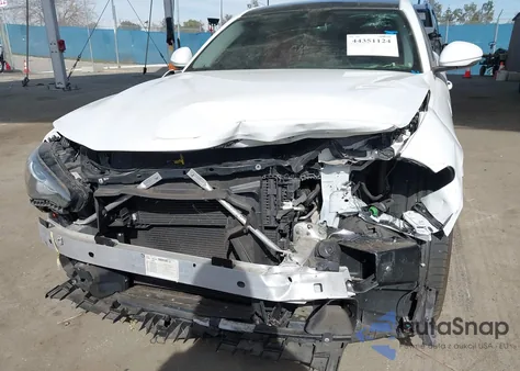 2017 Alfa Romeo Giulia Ti Rwd z USA, uszkodzony, nr VIN ZARFAECN2H7560624